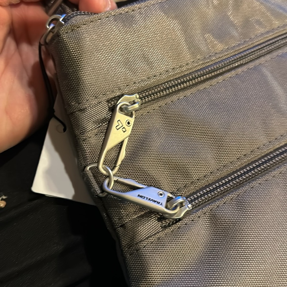 Travelon Anti Theft Bag New with Tag - Picture 12 of 12
